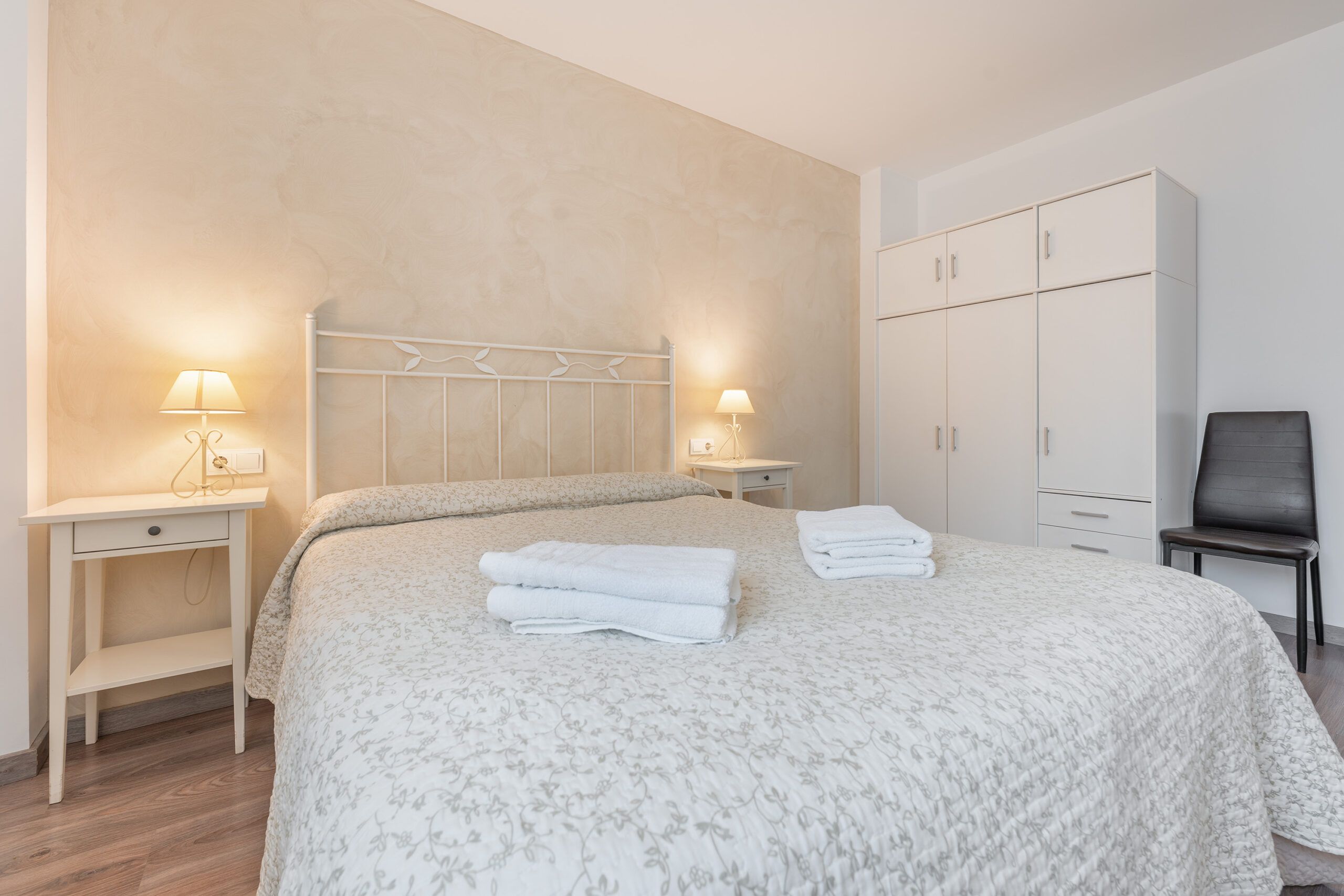 Alojate - foto Apartahotel Teruel