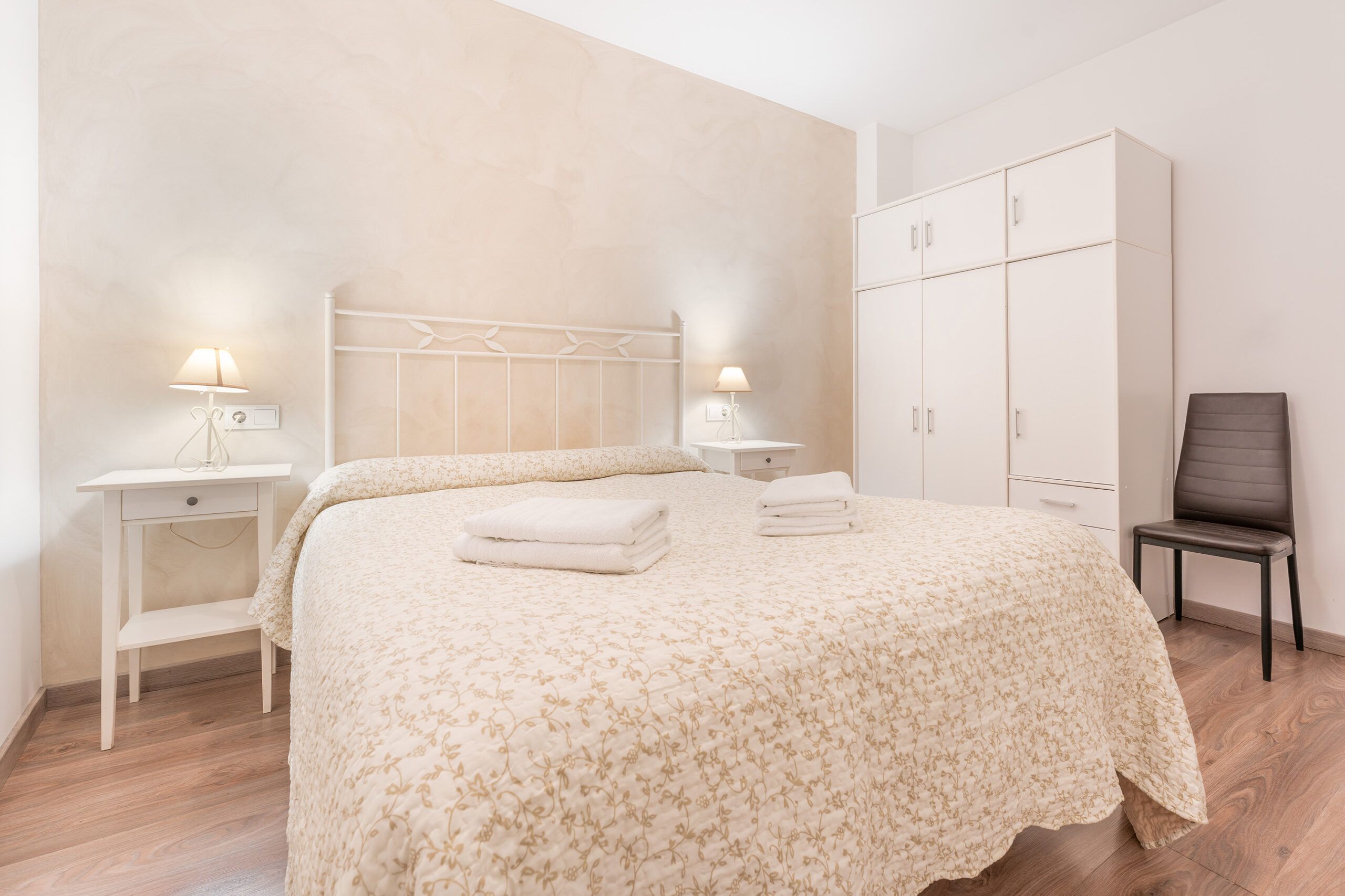 Alojate - foto Apartahotel Teruel