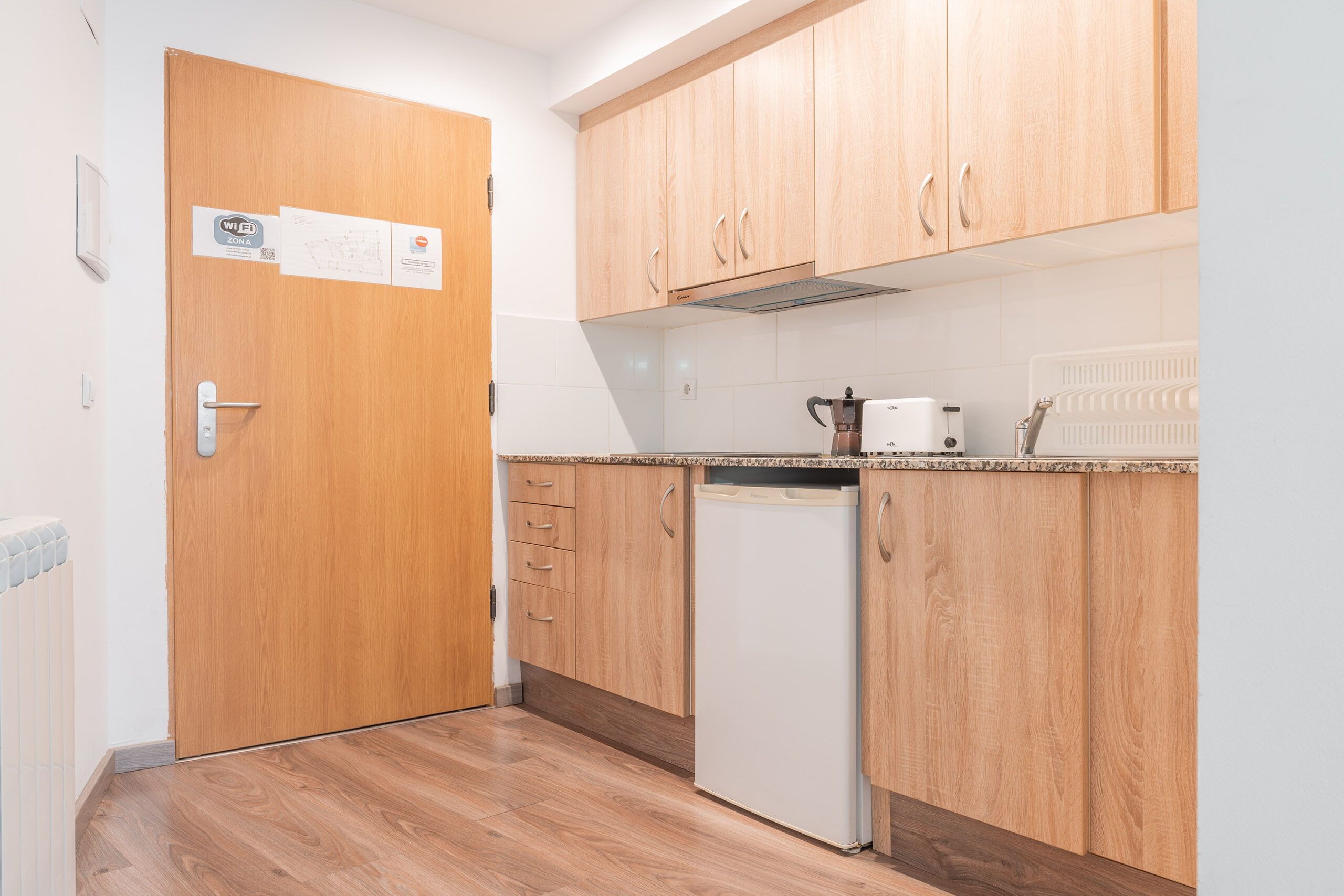 Alojate - foto Apartahotel Teruel