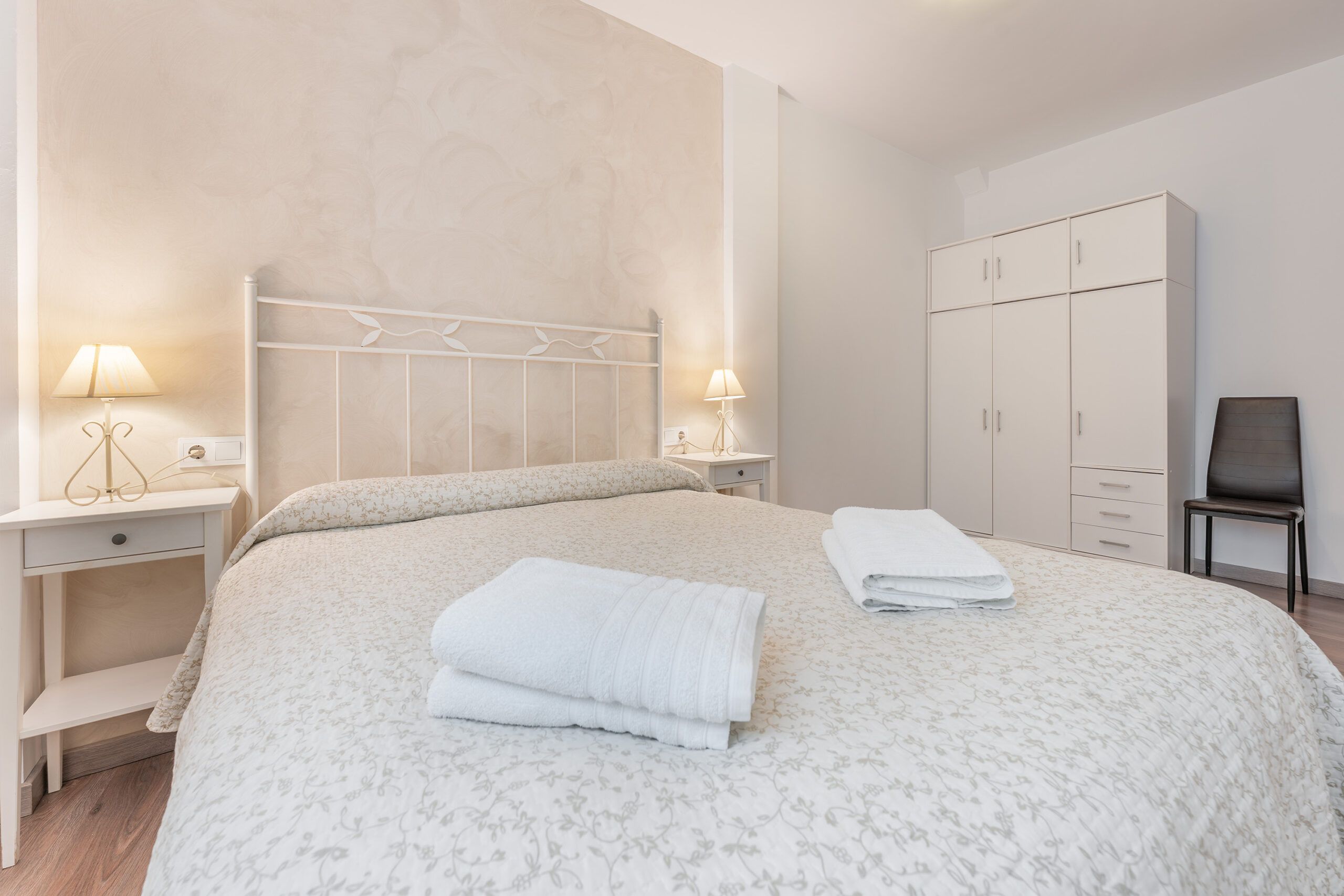 Alojate - foto Apartahotel Teruel